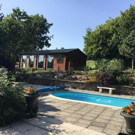 Tudor Lodge With Pool & Bbq Cabin Liskeard Zewnętrze zdjęcie